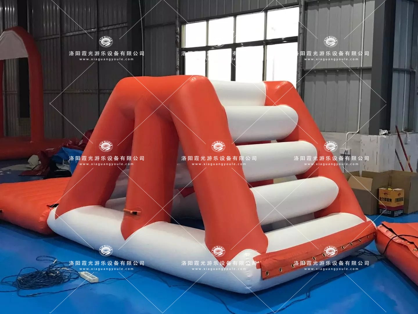 山丹水上闯关设施